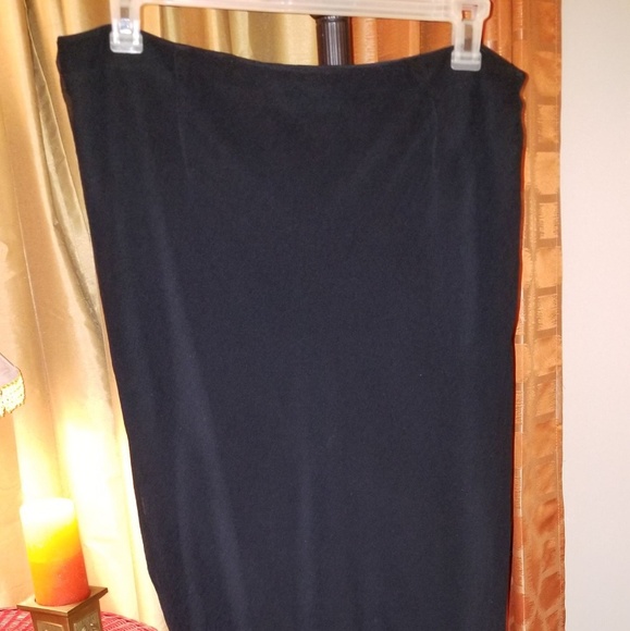 WOMEN'S EVENING SKIRT - Picture 2 of 4